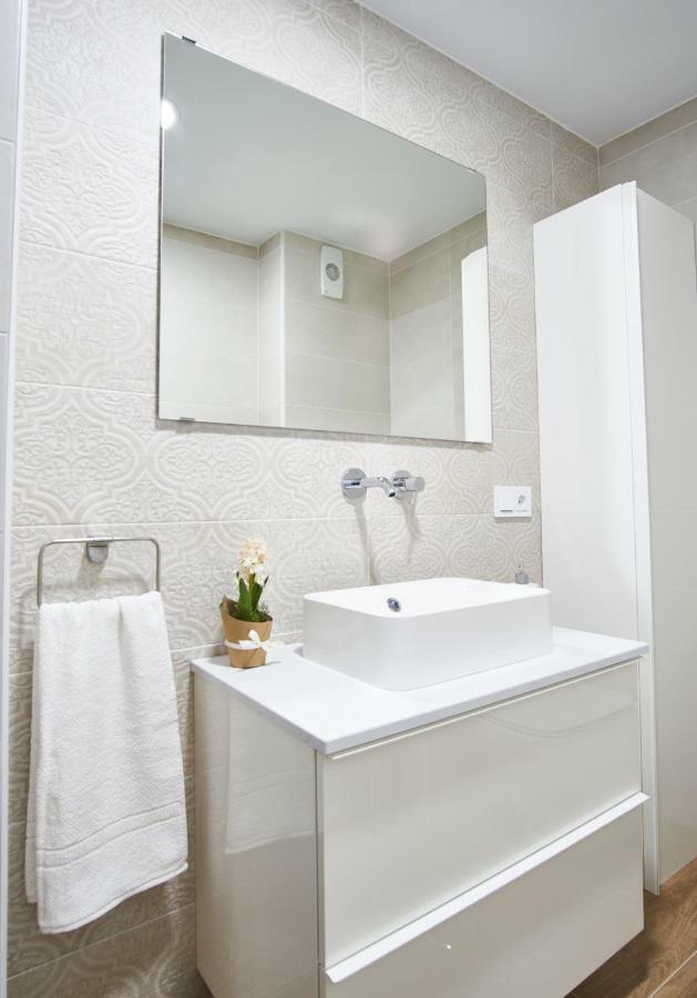 Arjona Riverside Central Deluxe By Valcambre Sevilla Exterior foto